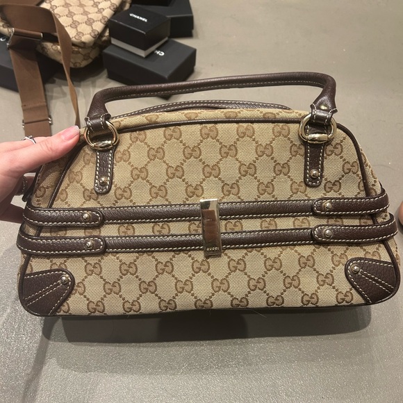 Gucci GG Monogram Wave Boston
Brown - Picture 7 of 11